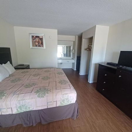 Executive Inn Port Lavaca By Oyo Exterior photo