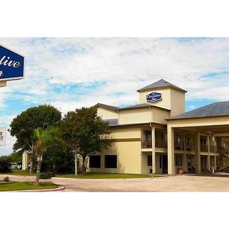 Executive Inn Port Lavaca By Oyo Exterior photo
