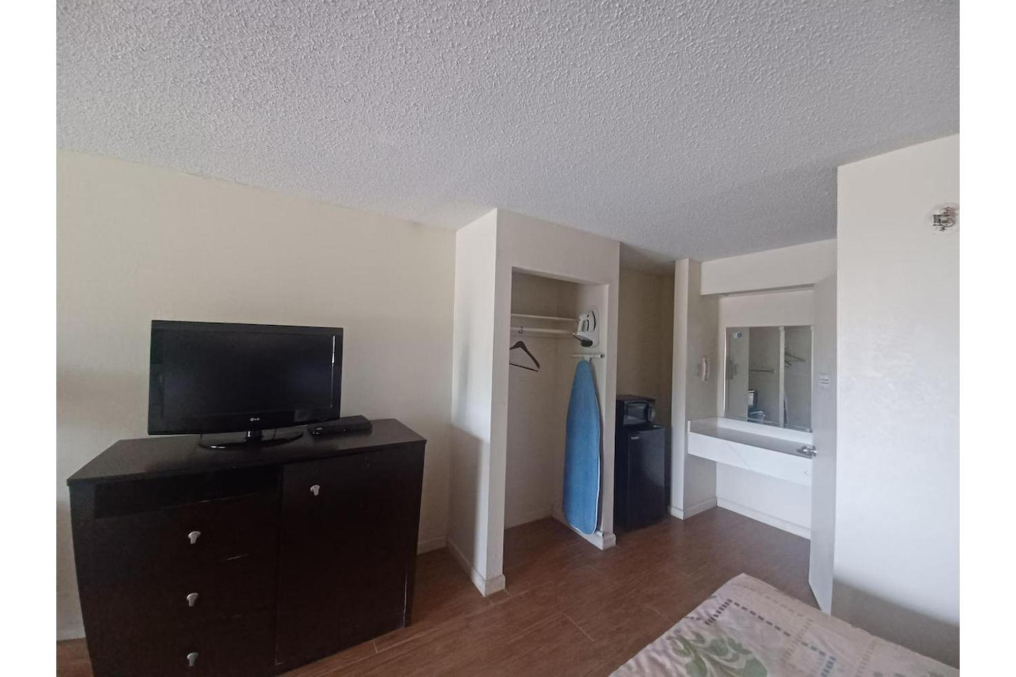 Executive Inn Port Lavaca By Oyo Exterior photo