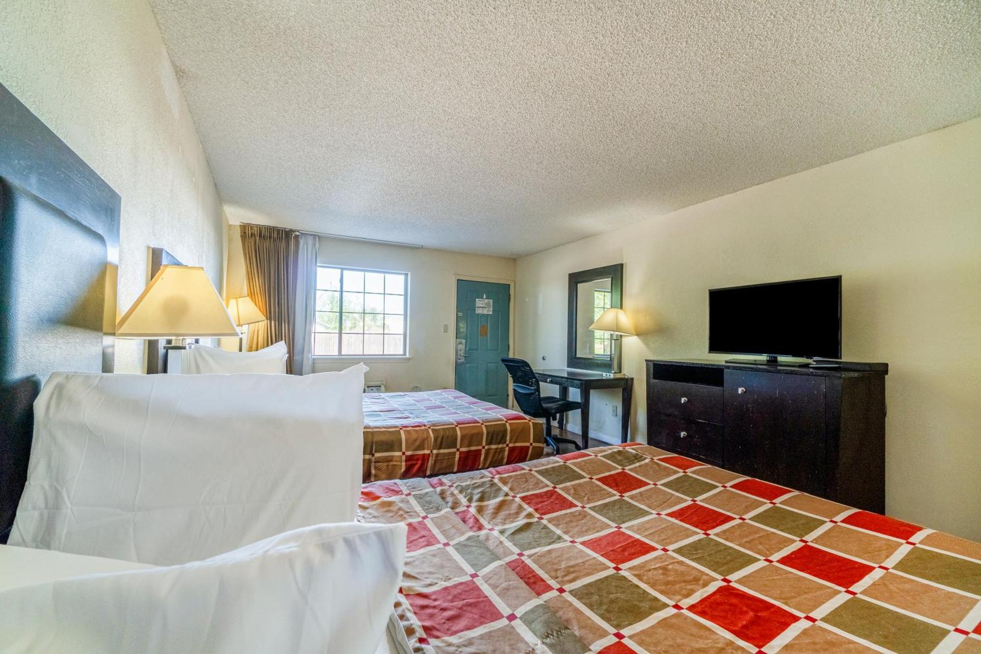 Executive Inn Port Lavaca By Oyo Exterior photo