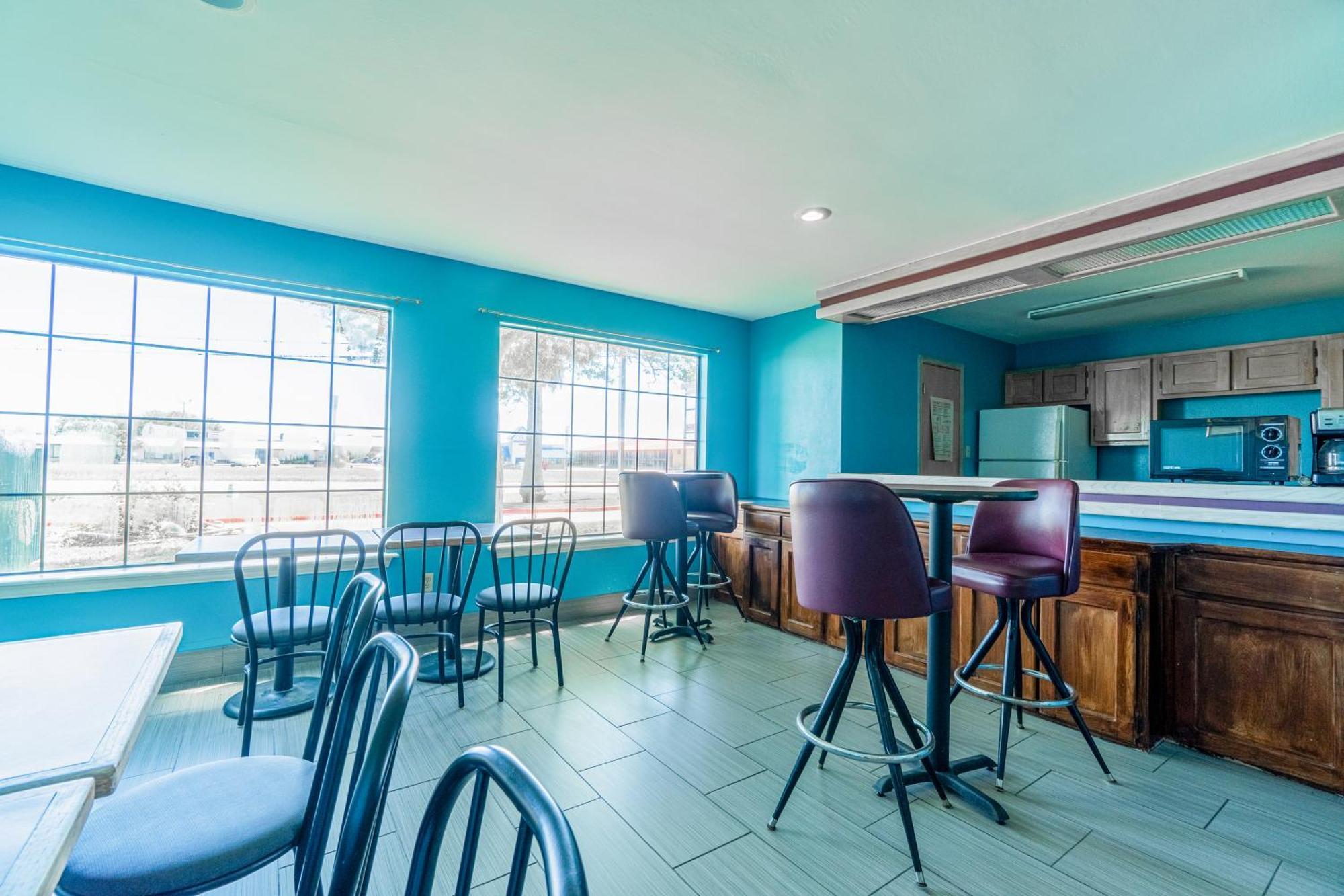 Executive Inn Port Lavaca By Oyo Exterior photo